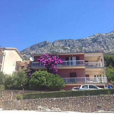 Apartments Villa Karme Brela Exterior foto